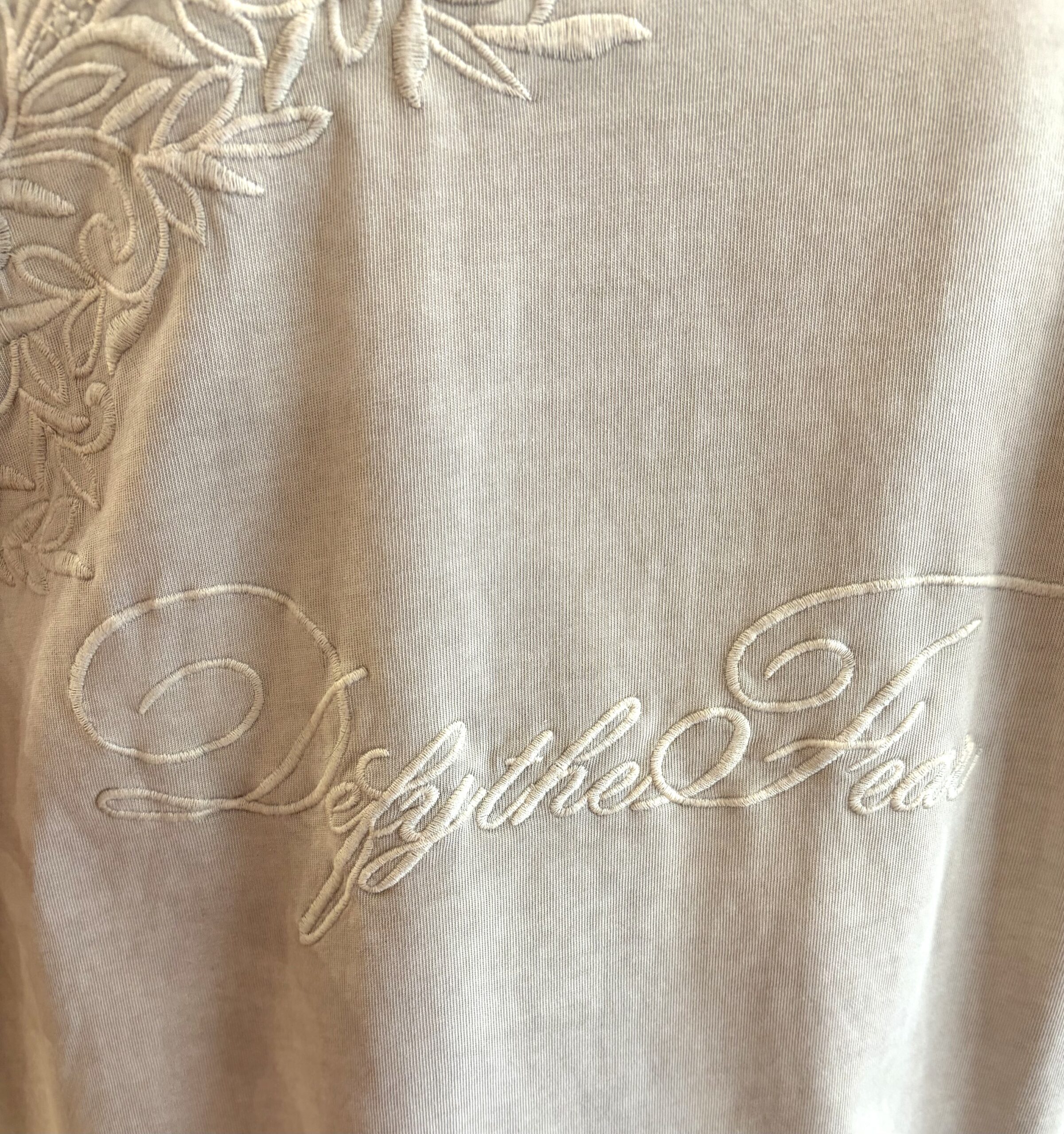 T-shirt oversize brodé Tim beige – Image 7