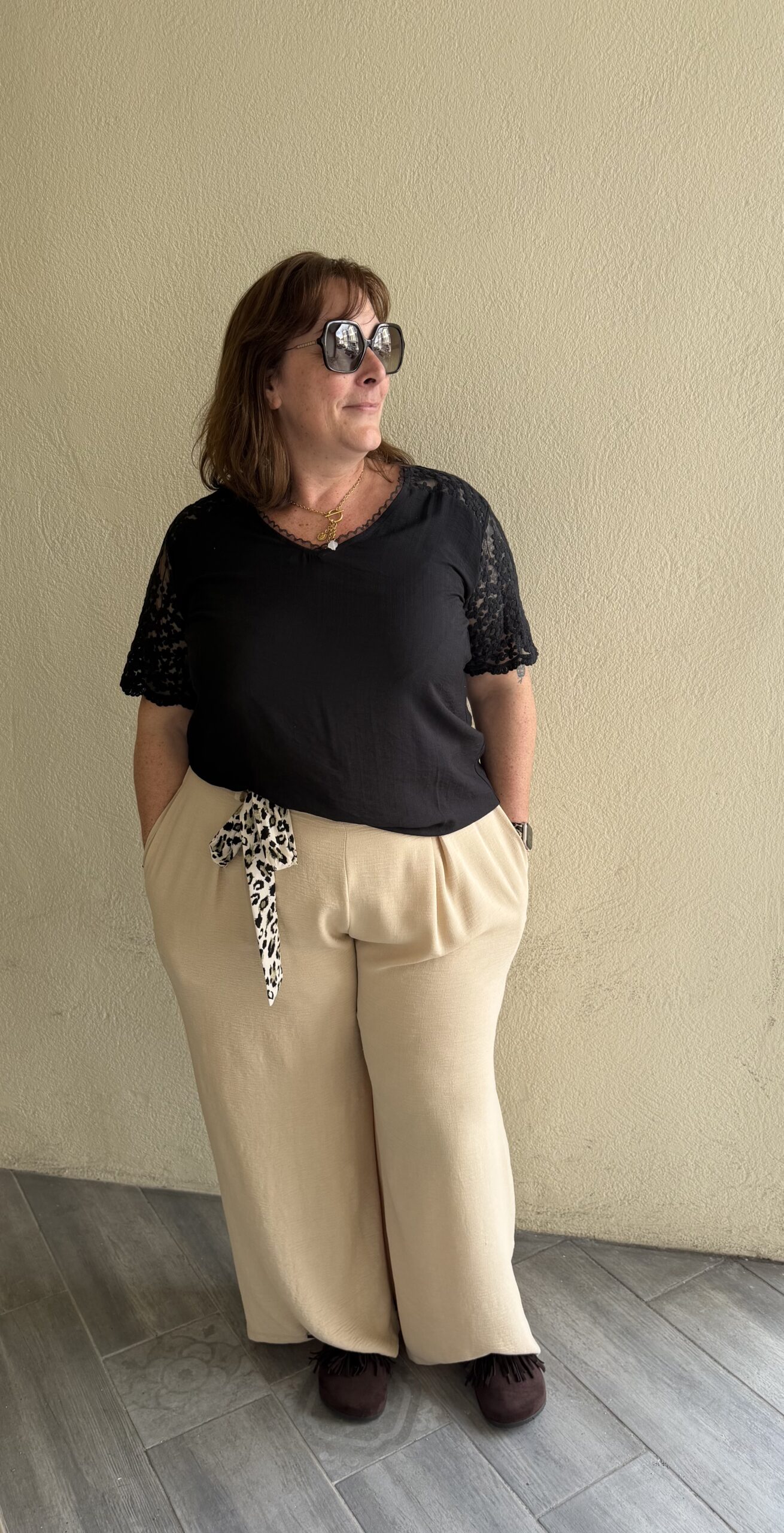 Pantalon fluide uni Lily beige – Image 2
