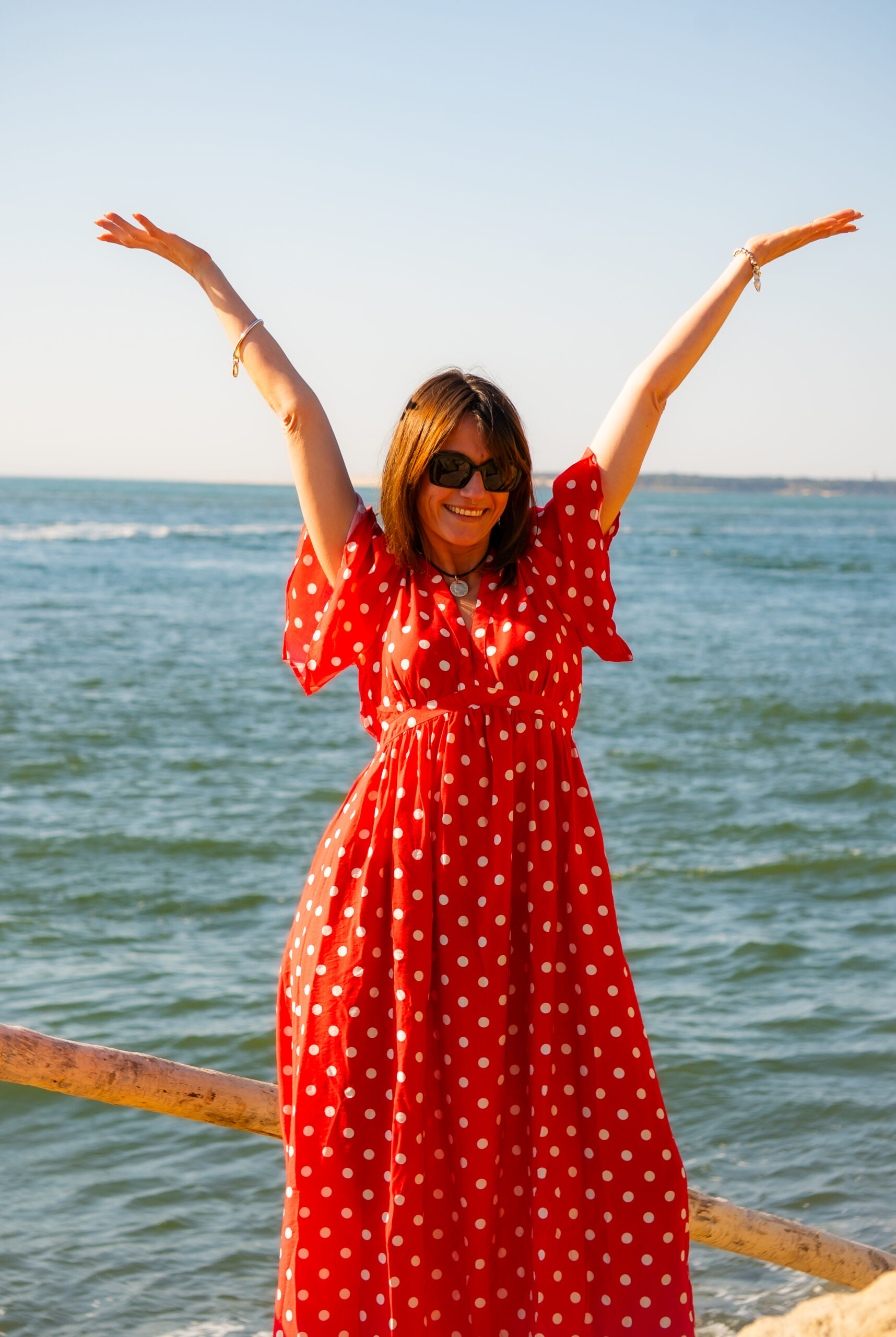 Robe longue à pois Lena rouge – Image 6