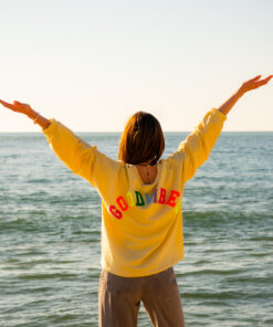 Alternative view of Sweat oversize Goodvibes jaune