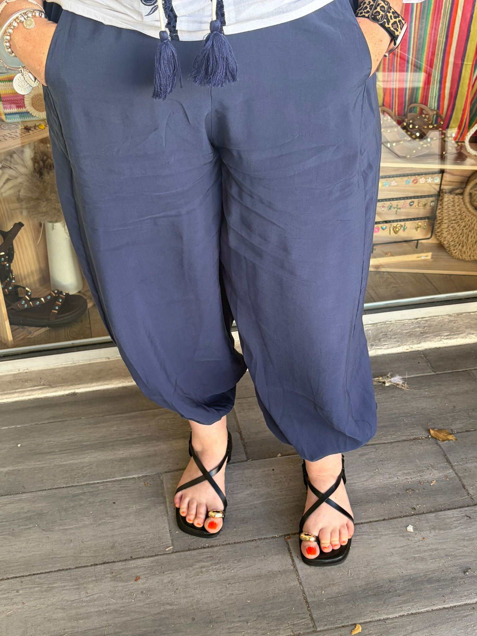 Pantalon balloon Mariano marine – Image 4