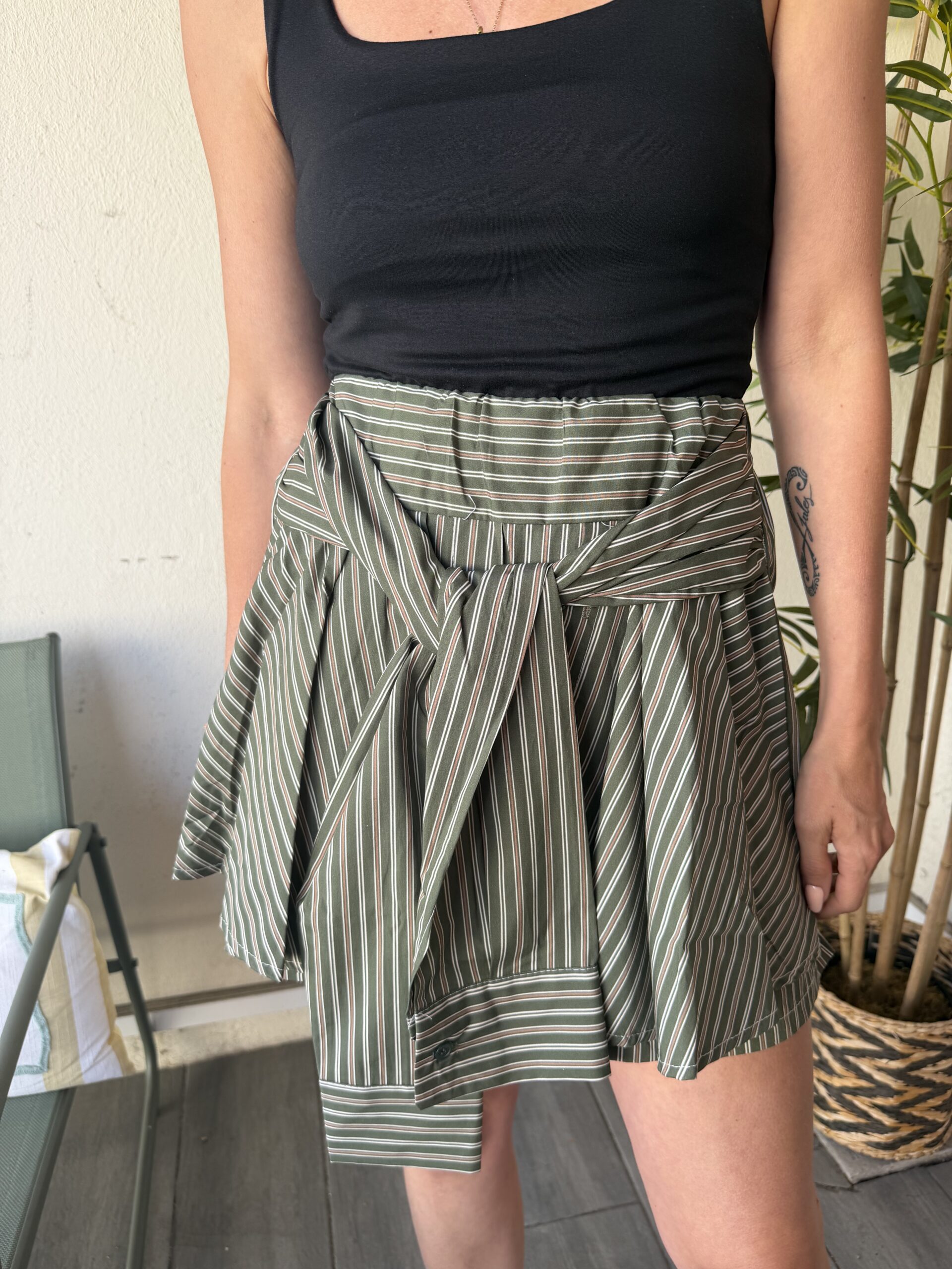 Short chemise kaki