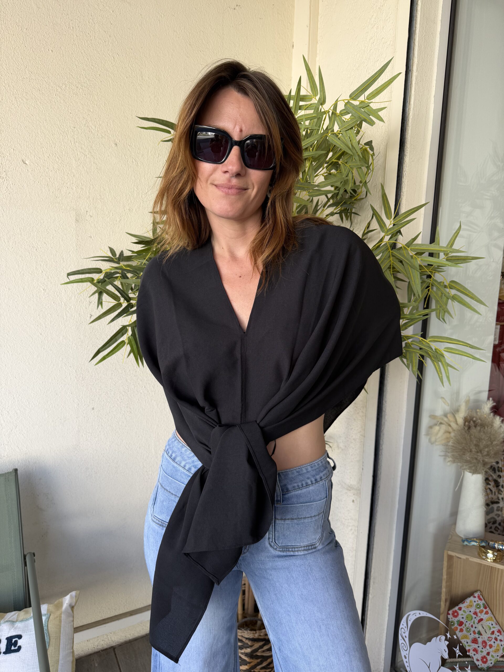 Top Capri noir – Image 5